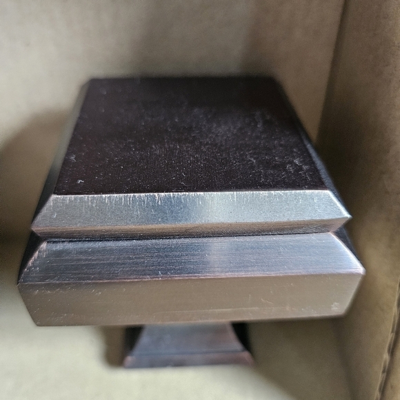 Allen and Roth curtain rod ends - Picture 4 of 8